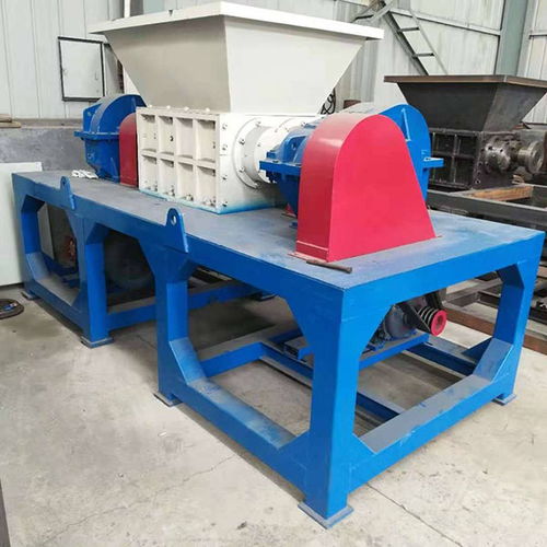 服裝撕碎機在環保產業中的應用——聯德環?？萍嫉膭撔轮? class=